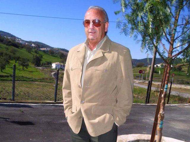 Repasamos la vida en imágenes de Humberto Janeiro, padre de Jesulín de Ubrique, que murió el pasado domingo 9 de Agosto de 2020 en Jerez.