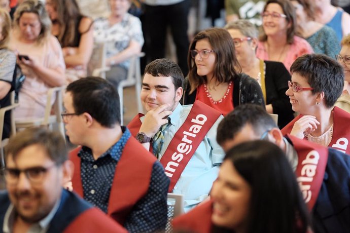 Alumnes amb discapacitat intellectual del programa de la Fundació ONZE es graduen en l'Universitat Rovira i Virgili (URV) de Tarragona en 2019