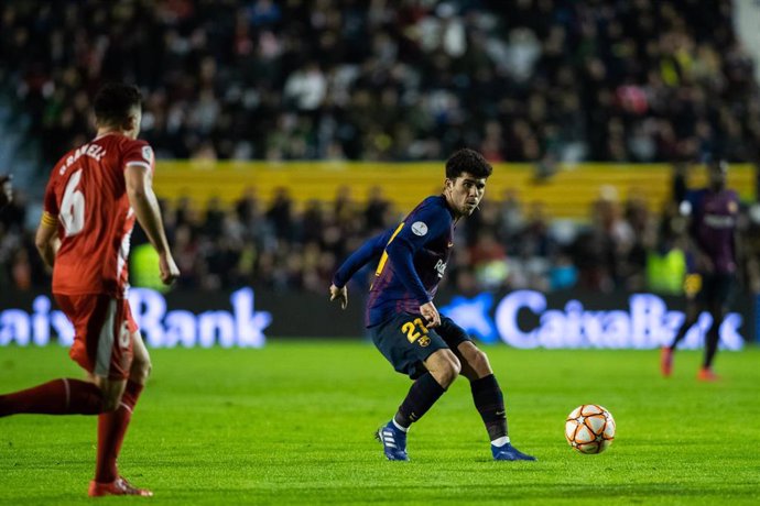 Carles Aleñ durante un partido con el FC Barcelona