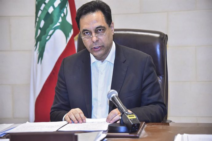 Líbano.- Un ministro libanés anticipa que Diab anunciará este lunes la dimisión 