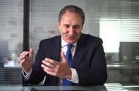 Cepeda (PSOE): "Han pasado de pedir rastreadores gratis a la solución de siempre del PP, la privatización sanitaria"