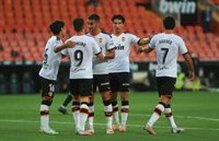 Nueve clubs de Primera y Segunda comunican positivos por coronavirus