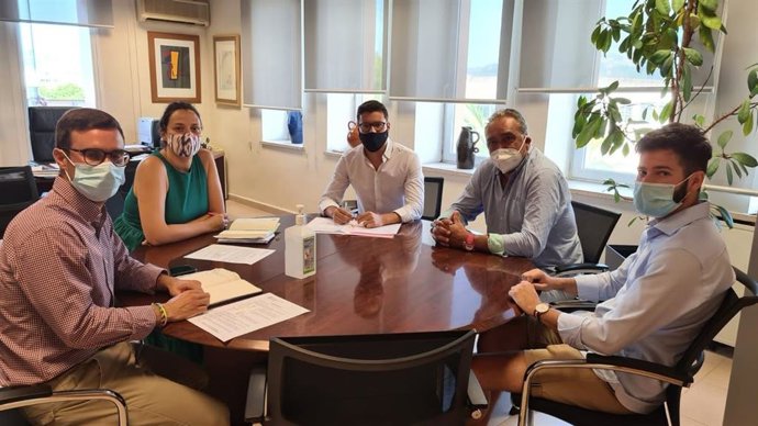 Reunión entre Restauración CAEB y representantes del Govern.