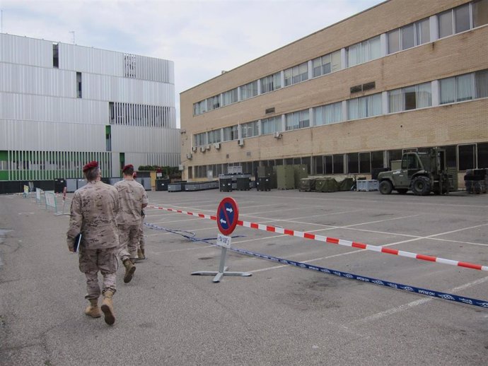 El Ejército instalará esta semana una unidad de apoyo para la atención de las urgencias en el Hospital Clínico de Zaragoza ante el aumento de casos de la COVID-19.