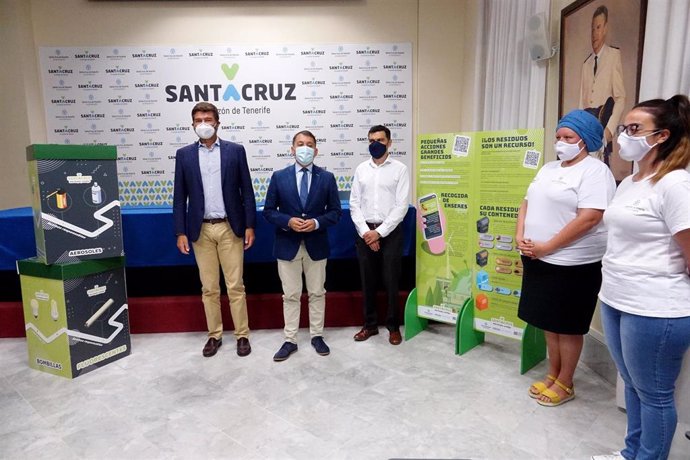 El Ayuntamiento de Santa Cruz de Tenerife presenta una campaña para promover el reciclaje y la limpieza en el municipio