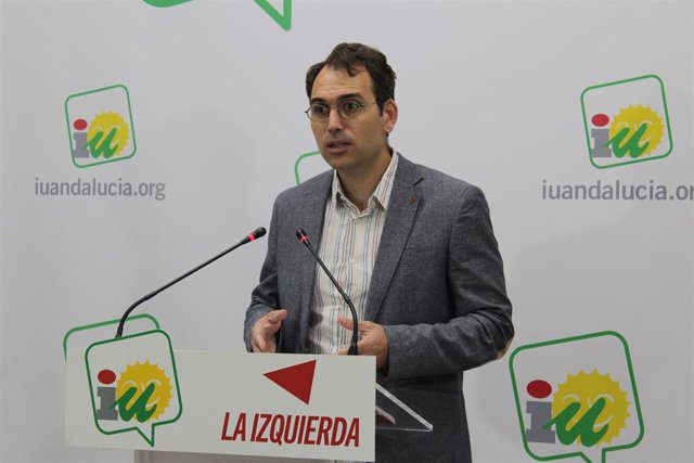 El coordinador general de IU Andalucía, Toni Valero, en una foto de archivo