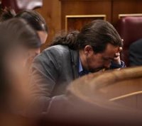 El PP recurre a la hemeroteca para exigir la dimisión de Pablo Iglesias: "Tic, tac, tic, tac.."
