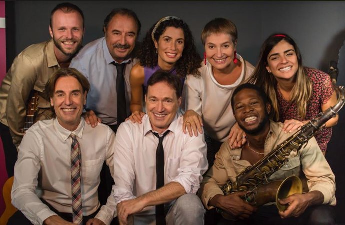 Elenco de la obra 'La Canción de Ipanema' que acogerá el teatro Aquitnia de Barcelona