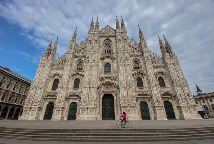 Imagen de archivo del Duomo de Milán.