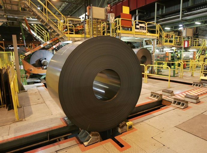 Economía.- ArcelorMittal creará 300 empleos con la construcción de un horno de a