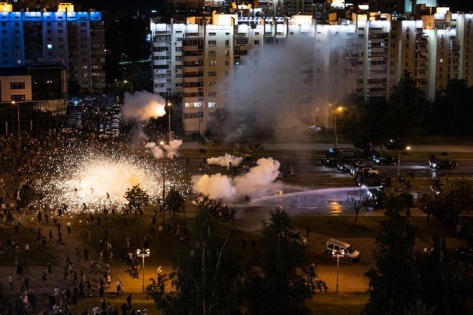 Bielorrusia.- Más de 700 detenidos tras otras noche de protestas en Bielorrusia 