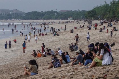 Coronavirus.- Indonesia amplía hasta finales de año el veto a los turistas  extranjeros