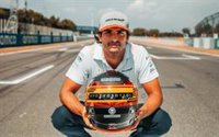 Carlos Sainz correrá en Montmeló "por vosotros", los afectados por la pandemia