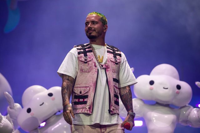 April 21, 2019 - Indio, California, United States: J Balvin performs on stage during Weekend 2 of the Coachella Valley Music and Arts Festival at the Empire Polo Club on Saturday, April 20, 2019 in Indio, Calif. (Kent Nishimura / Los Angeles Times/Contact