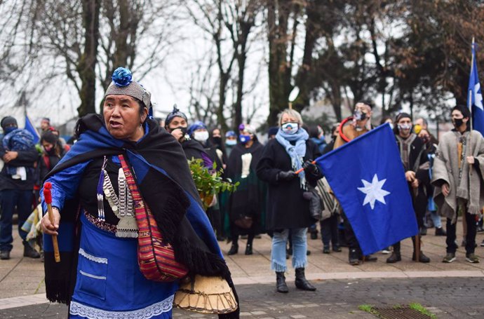 Chile.- Un equipo de la ONU atiende las quejas de los mapuches desahuciados y ac