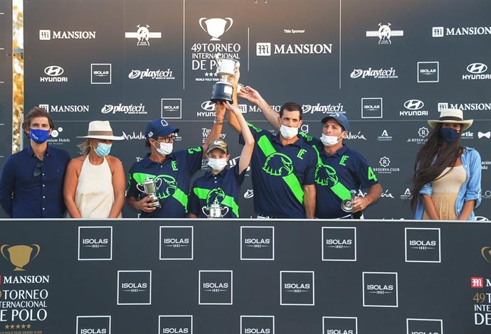 Aguilas se proclama campeón de la Copa de Plata Isolas 1892 de hándicap 4-6 en Sotogrande