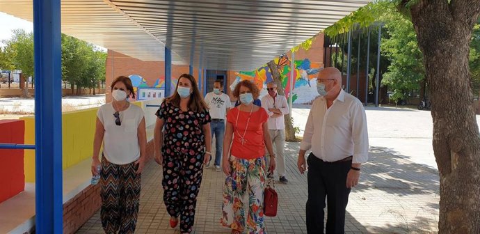 [Sevilla] Nota De Prensa Y Foto Proyecto Ceip Paz Y Amistad