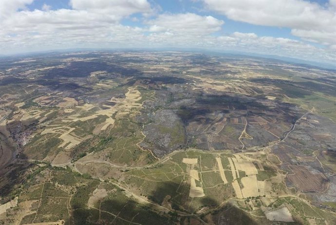 Imagen de la superficie afectada por el incendio en Lober de Aliste (Zamora).