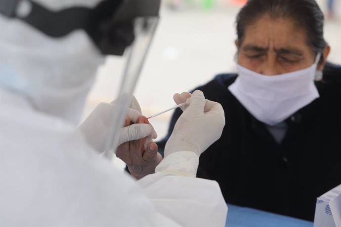 Coronavirus.- Perú confirma 26.281 muertes y ya es el segundo país con mayor índ