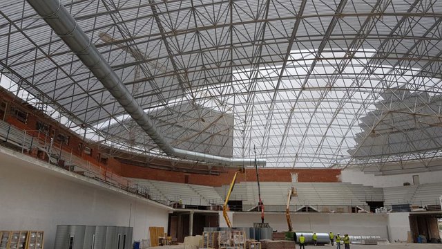 Obras en el palacio de deportes Olivo Arena.