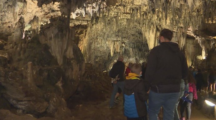 Las cuevas de Valporquero, en la provincia de León.