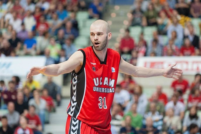 Andrés Miso con el UCAM Murcia