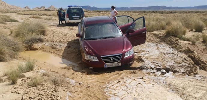 El vehículo atrapado.
