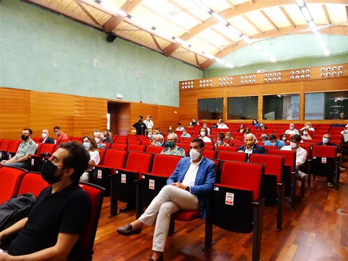 Público asistente a la inauguración de los Cursos de Verano 2020 de la UNIA.