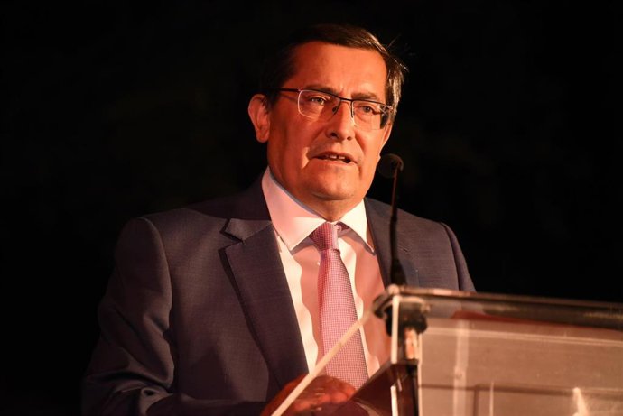 El presidente de la Diputación de Granada, José Entrena, en imagen de archivo