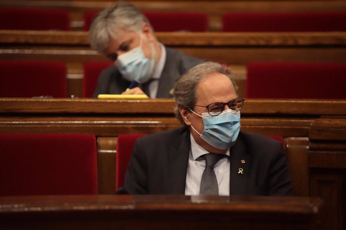 El presidente de la Generalitat, Quim Torra, en el pleno del Parlament sobre la monarquía.