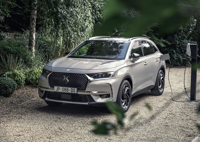 DS 7 Crossback E-Tense 4x4