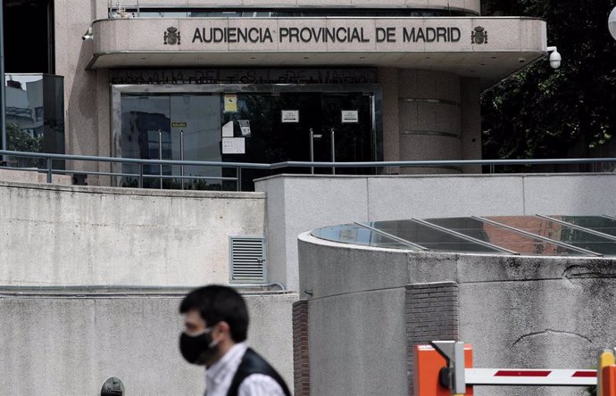 Entrada a la Audiencia Provincial de Madrid. En Madrid (España), a 4 de junio de 2020.