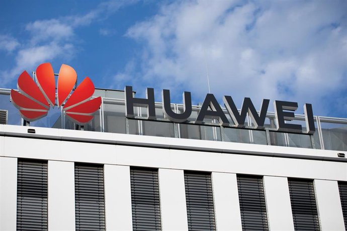 El logo de la empresa Huawei.