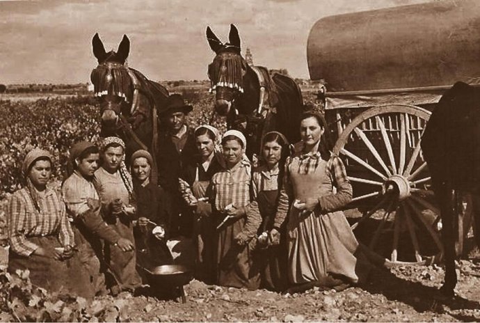 El Gobierno regional conmemora el Día de la Fotografía con una exposición virtual con una selección de instantáneas del Archivo de la Imagen de Castilla-La Mancha