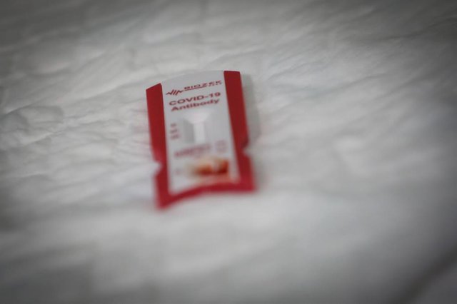 Test para diagnosticar el Covid-19, foto de archivo