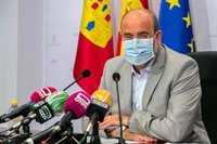 C-LM prevé tres escenarios en la vuelta a las aulas y adquiere 72.000 equipos informáticos por lo que pueda pasar