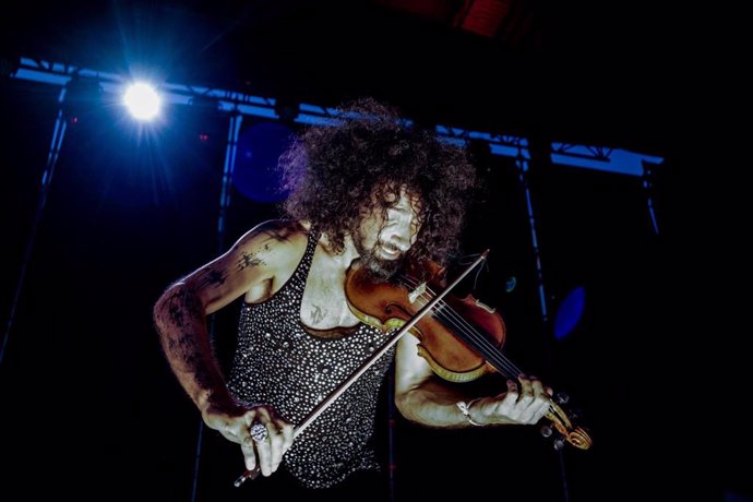 El violinista Ara Malikian durante un concierto en la Plaza de la Armería del Palacio Real, el pasado mes de julio