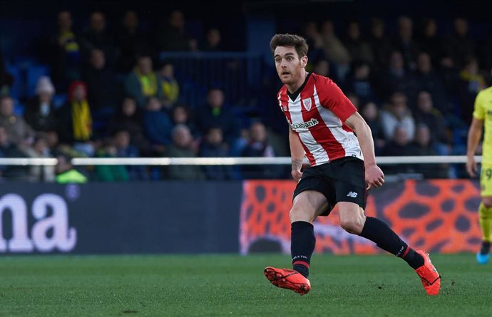 Ibai Gómez jugando con el Athletic