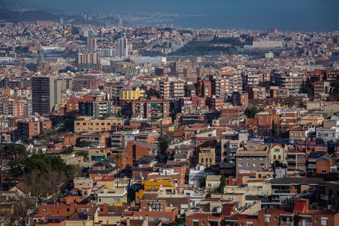 Panorámica de la ciudad de Barcelona, en Barcelona/Catalunya (España) a 30 de enero de 2020.