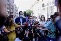 Almeida agradece el trabajo de Álvarez de Toledo como portavoz pero pone ya el foco en "otra etapa" del PP