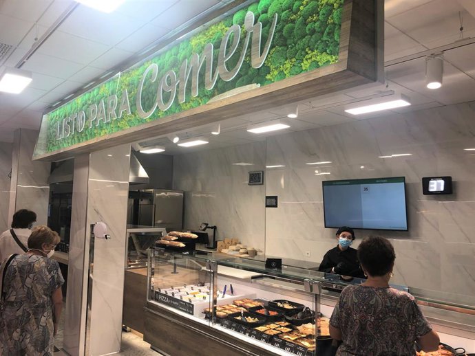 Mercadona inaugura su nuevo modelo de tienda eficiente en la calle Marqués de Mu