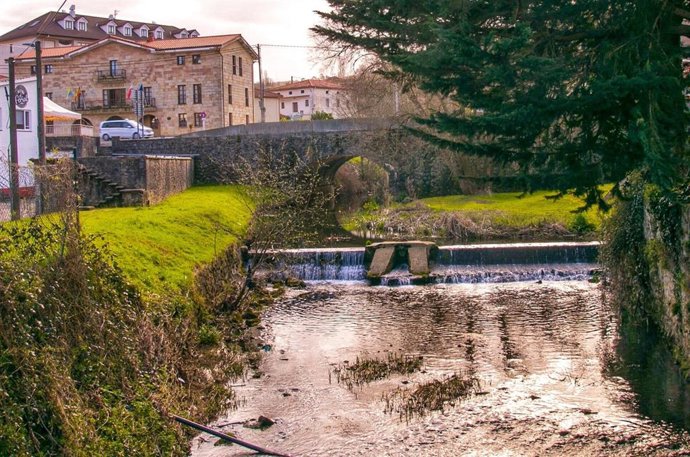 Río Campiazo a su paso por Hazas de Cesto