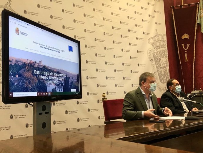 Presentación de una web sobre fondos Edusi en Granada