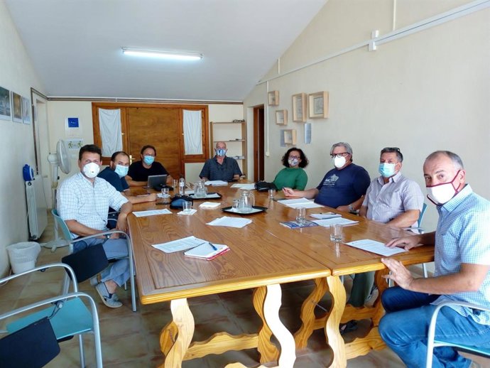 Medio Ambiente estudia que los pescadores recreativos puedan capturar cangrejo a