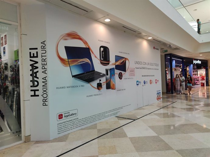 Tienda de Huawei en intu Xanadú