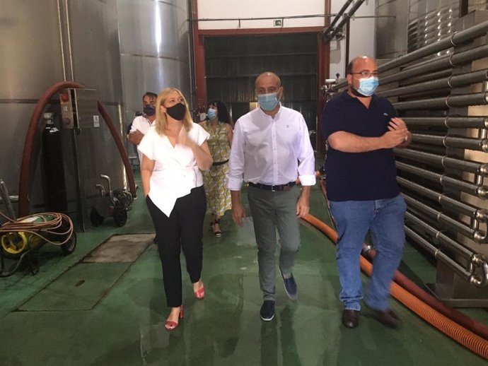 La portavoz del Grupo Parlamentario Ciudadanos, Carmen Picazo, en Tomelloso.