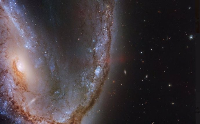 El telescopio Hubble captura la galaxia anfitriona de una supernova