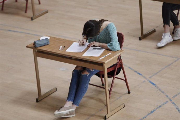 Una alumna de bachillerato del Colegio Virgen de Europa de Boadilla del Monte (Madrid)