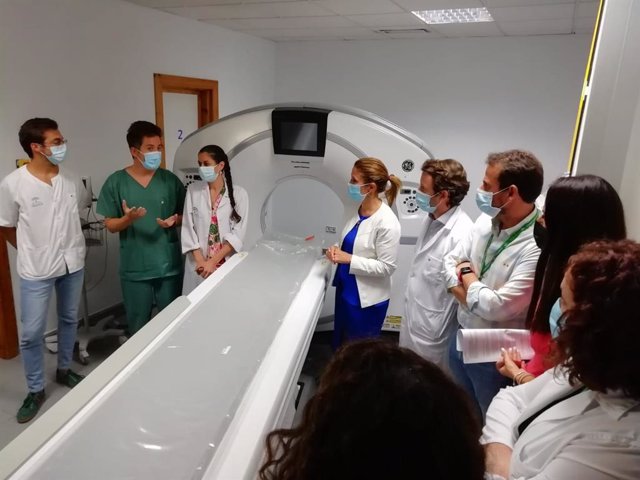 Instalación del segundo nuevo TAC en el Hospital de Jaén.