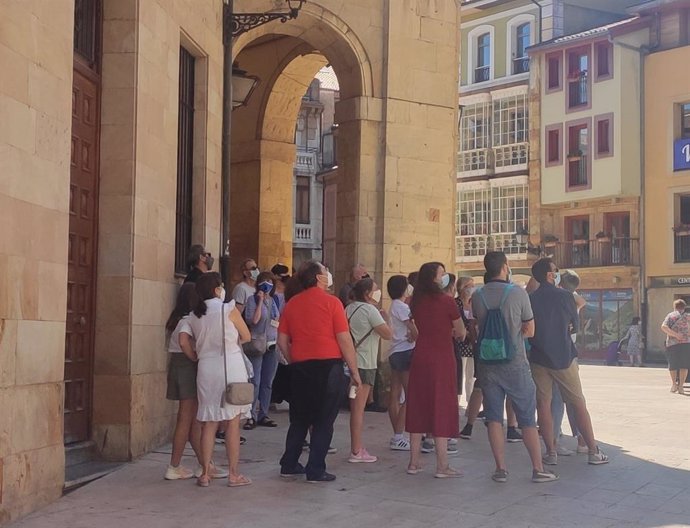 Turistas en Oviedo